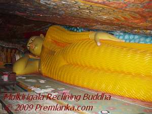 Mulkirigala Reclining Buddha